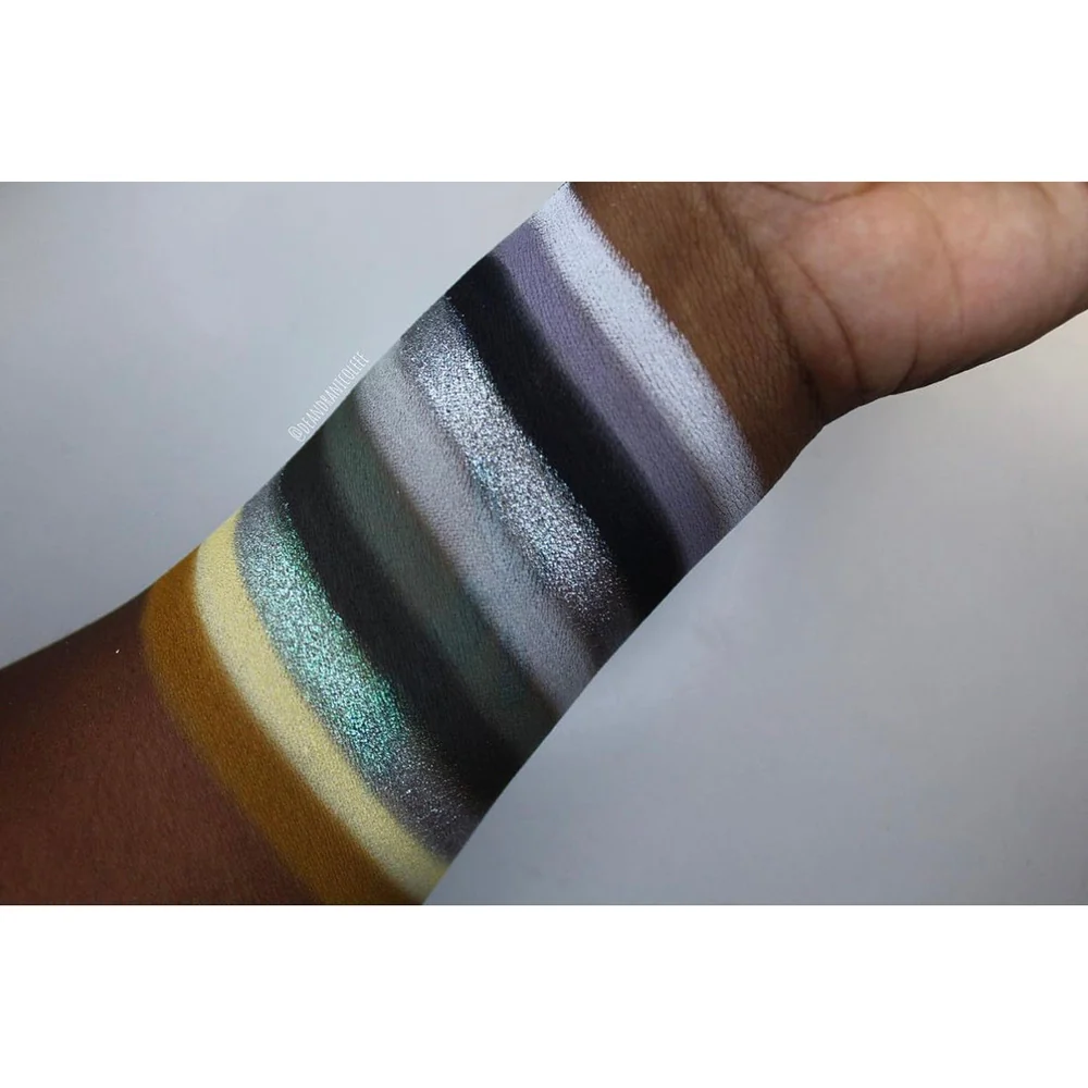 Blend Bunny Cosmetics All Done Up Palette - Image 4