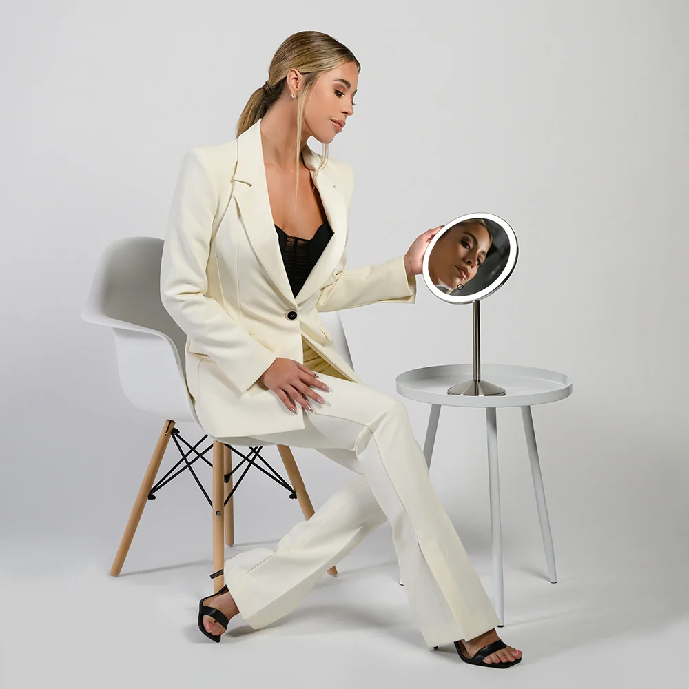 Ilios Lighting Rechargeable Round Table Mirror - Image 4