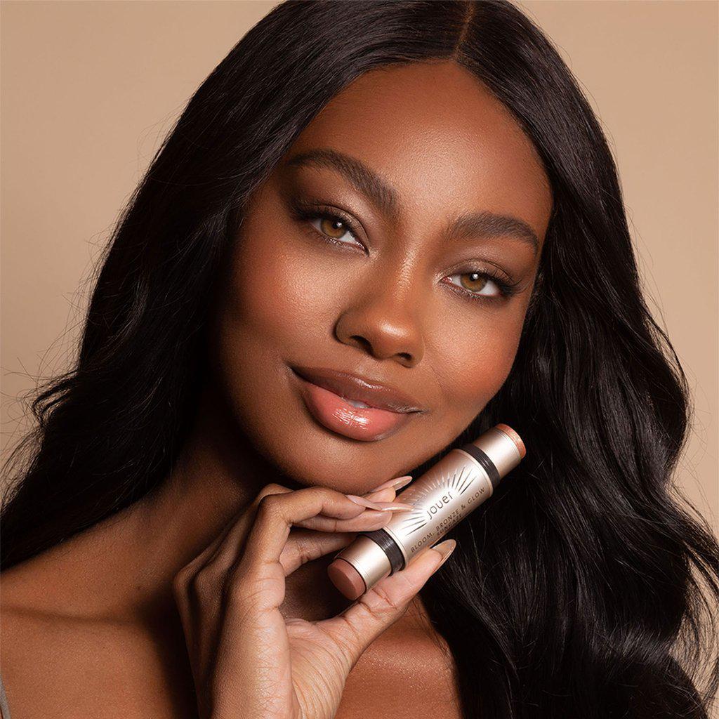 Jouer Bloom, Bronze & Glow Bronzer + Highlighter Duo - Image 11