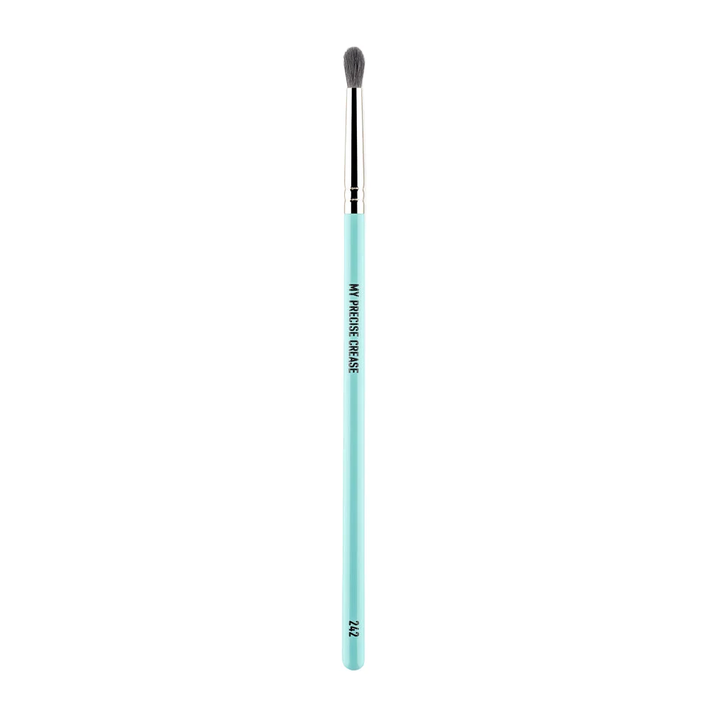 MYKITCO 242 My Precise Crease Brush