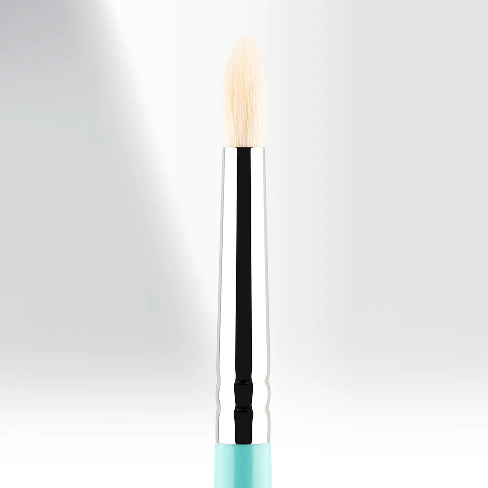 MYKITCO 243 My Tapered Crease Brush - Image 3