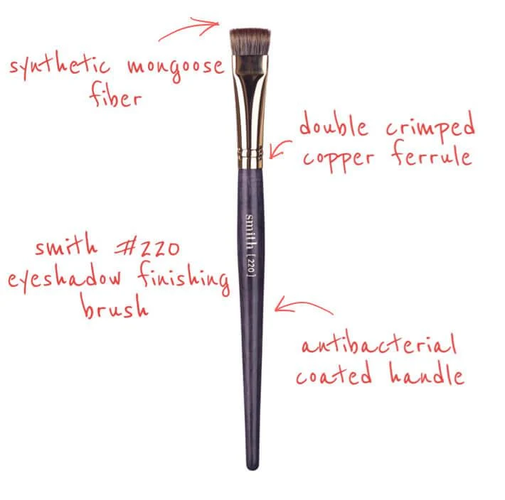 Smith Cosmetics 220 Eyeshadow Finishing Brush - Image 3